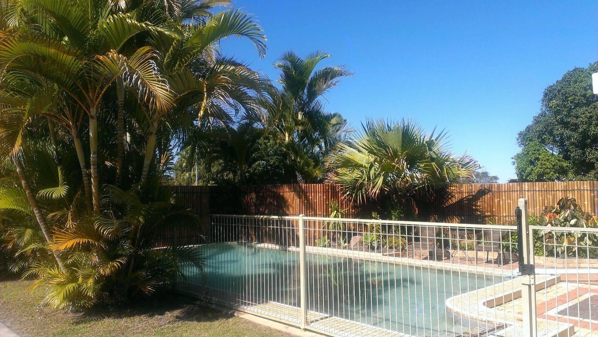 Pacific Paradise Airport Motel מראה חיצוני תמונה